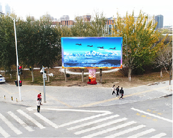 洪湖户外大屏广告投放要点。